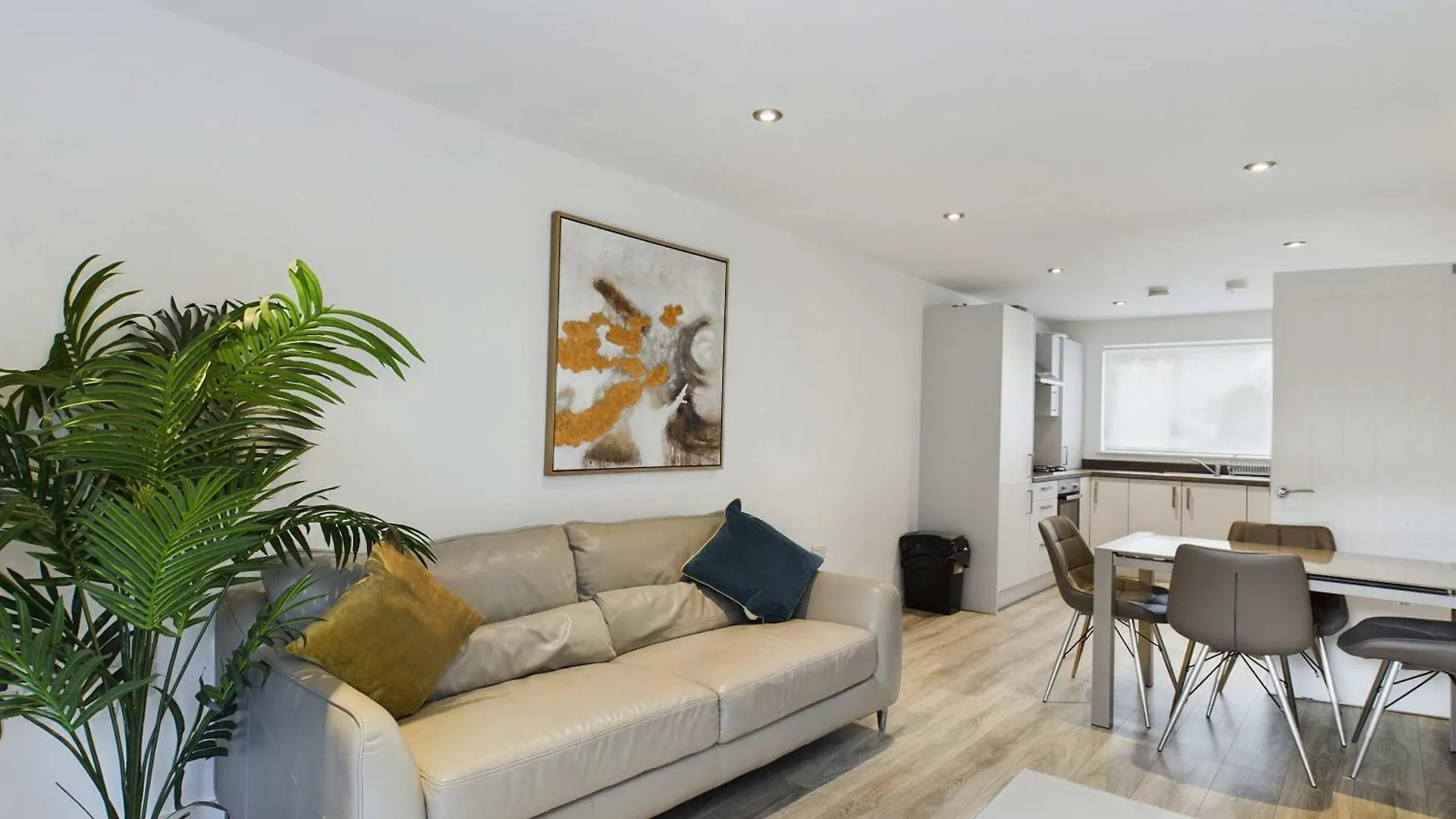 Free Parking Cozy 2 Bedroom Apartment In Belfast 0*,
